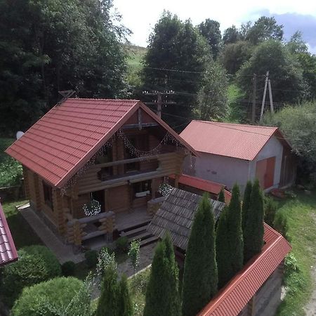 Затишний Будиночок Bukovets 外观 照片