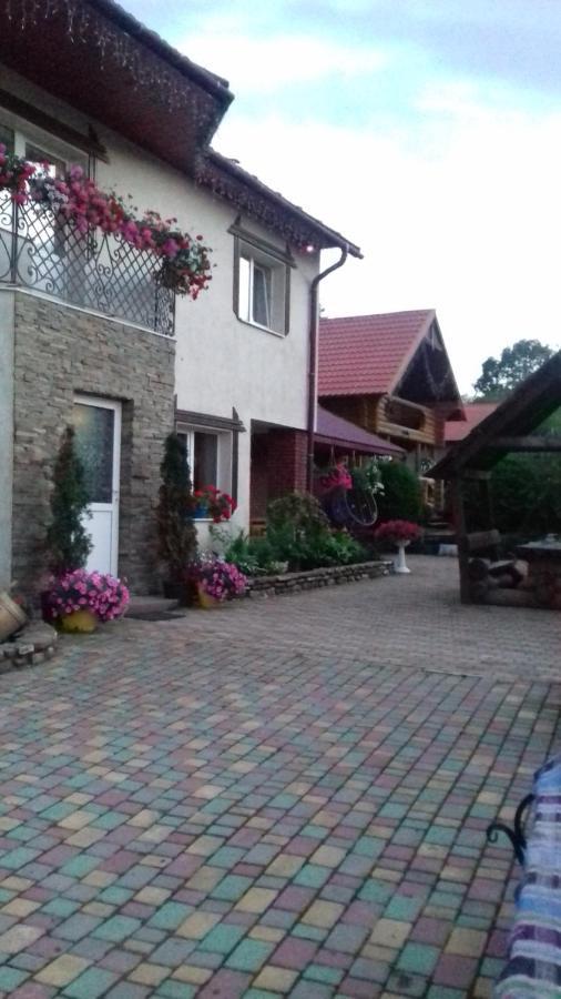 Затишний Будиночок Bukovets 外观 照片
