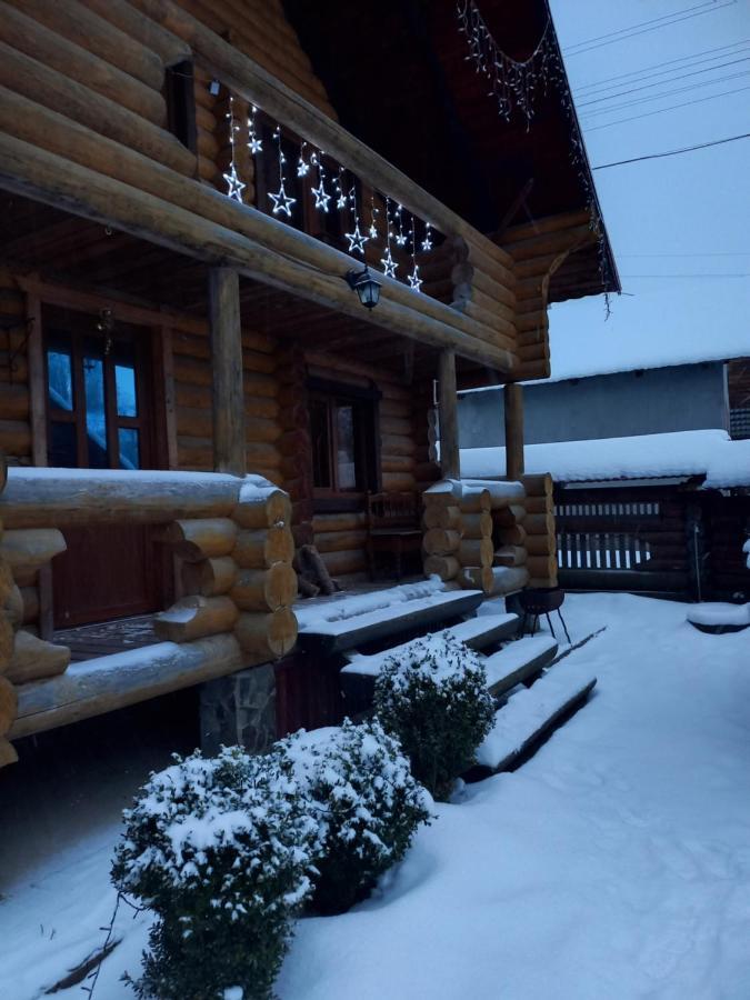 Затишний Будиночок Bukovets 外观 照片